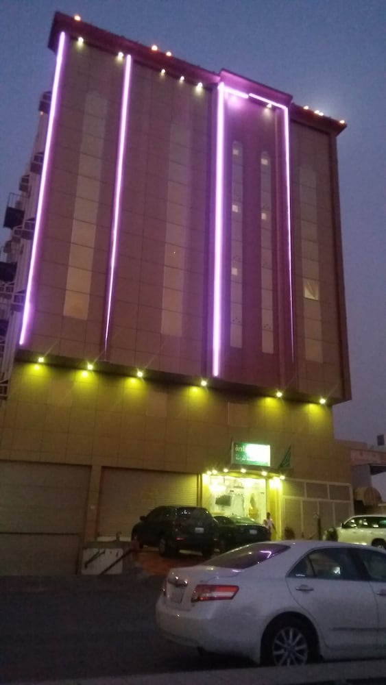 Фото Qanadil Al Raha Hotel Apartments