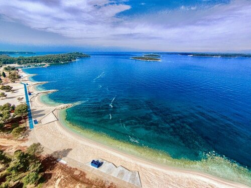 Гостиница Stunning 3-bedroom Villa With a Private Pool-pula