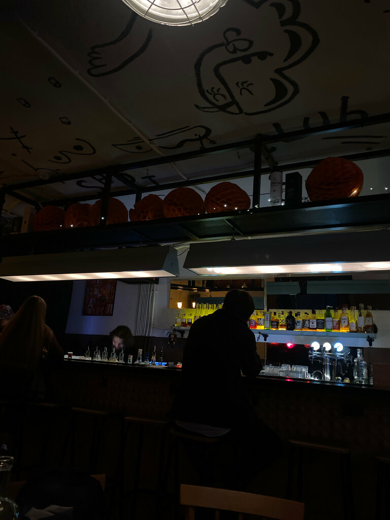 Bar, pub Za Uglom, Saint Petersburg, photo