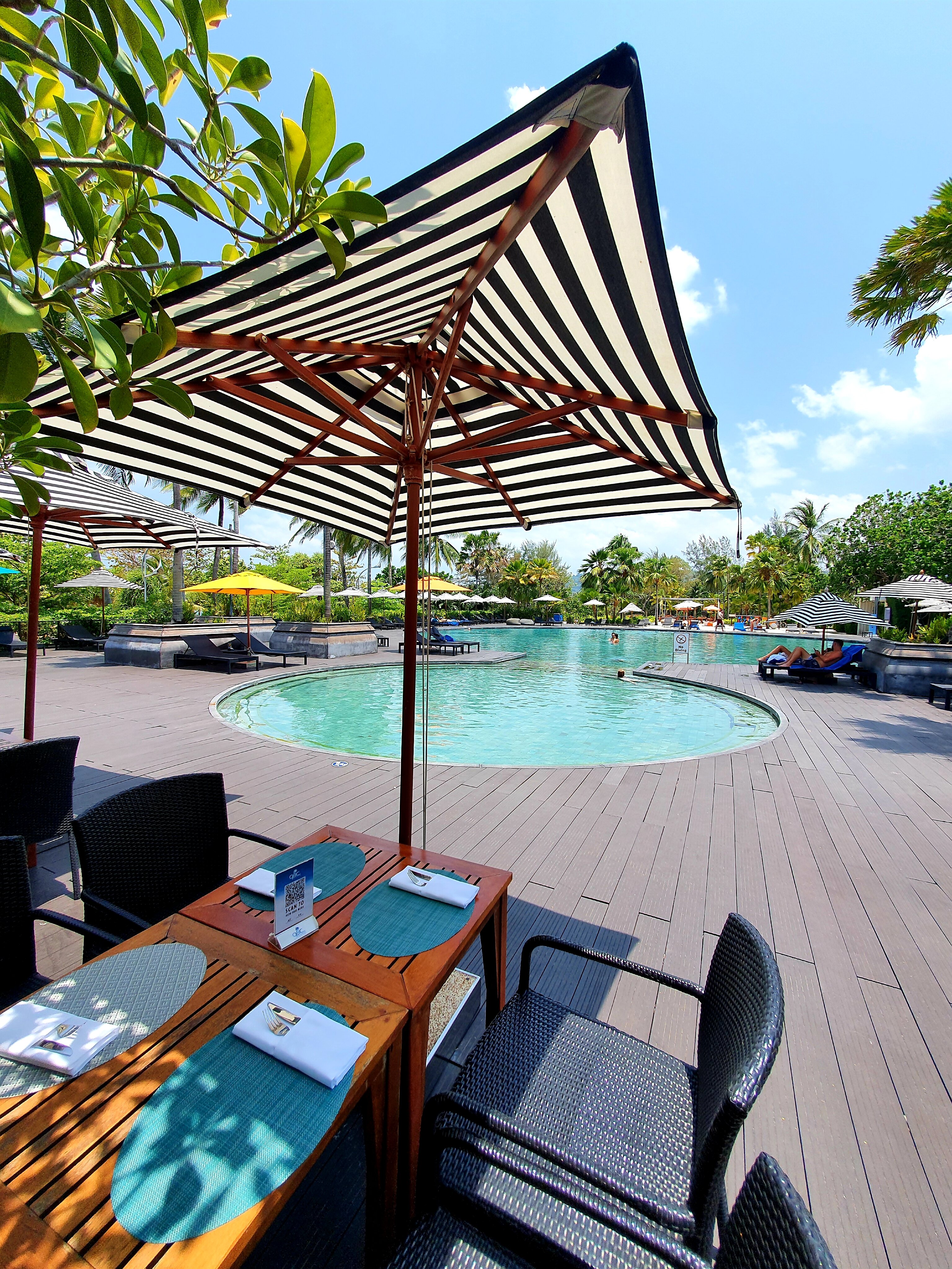 Фото Pullman Phuket Karon Beach Resort