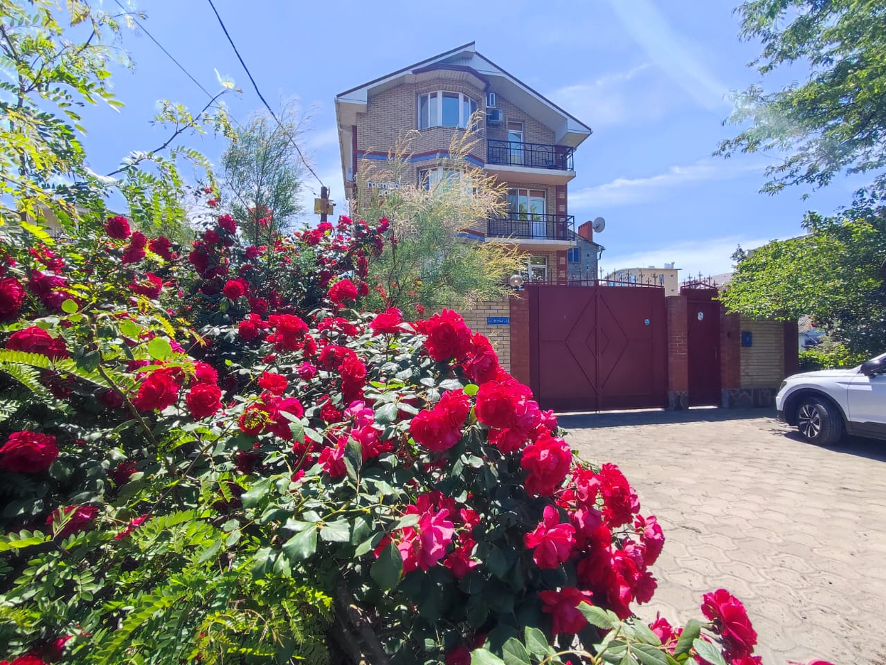 Фото отеля 3