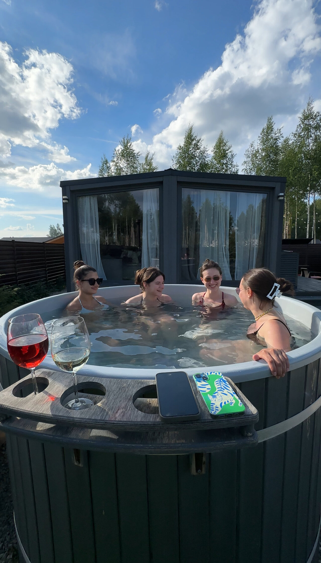 Фото Сканди Лайф