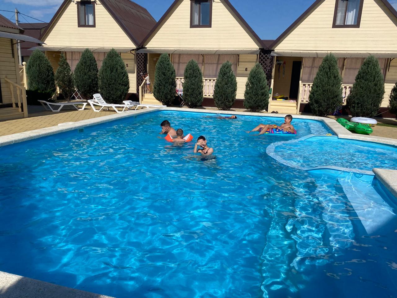 Фото Коттеджный комплекс Сказка