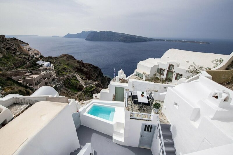 Гостиница Ambi Villas Santorini