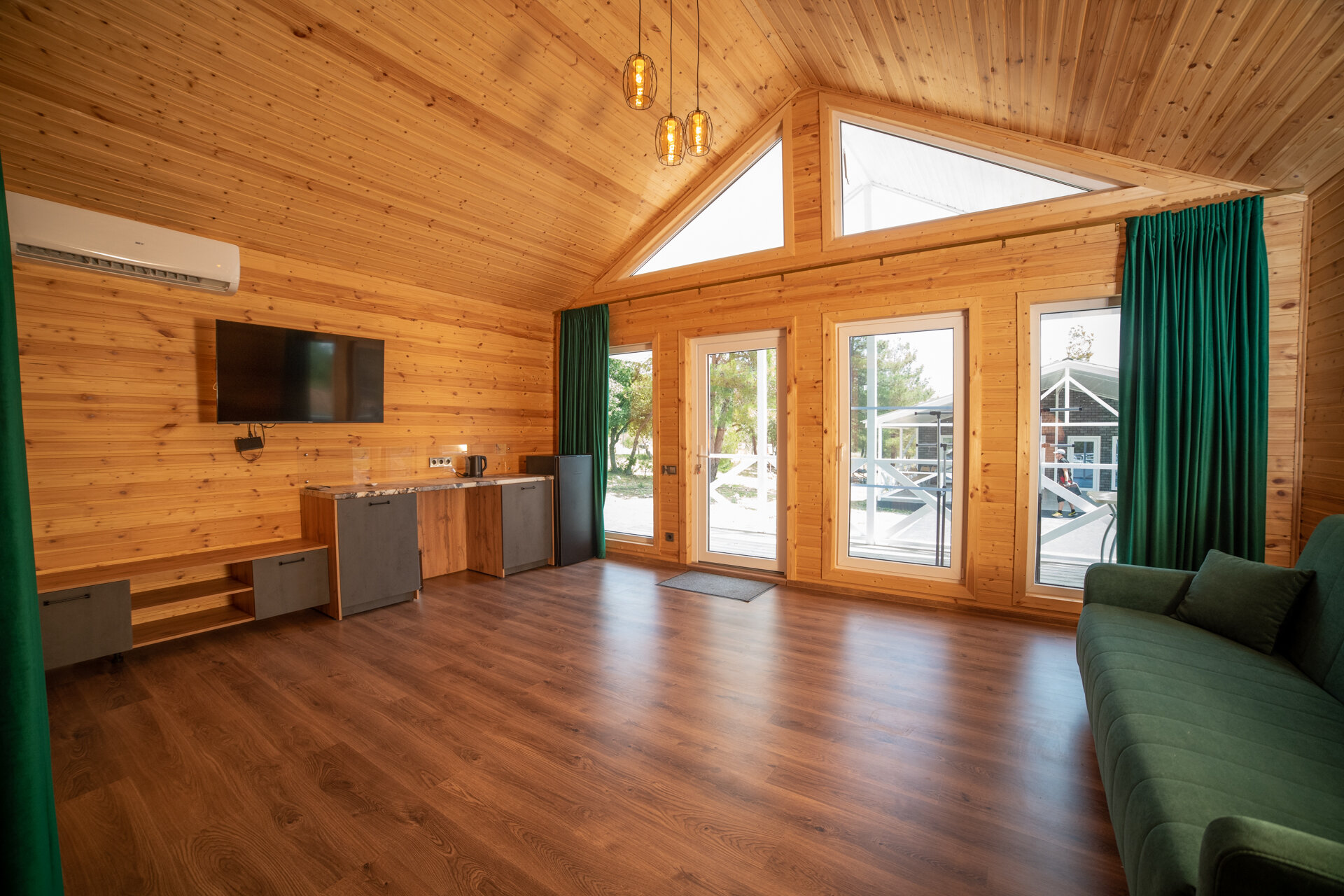 Фото Елки и Иголки