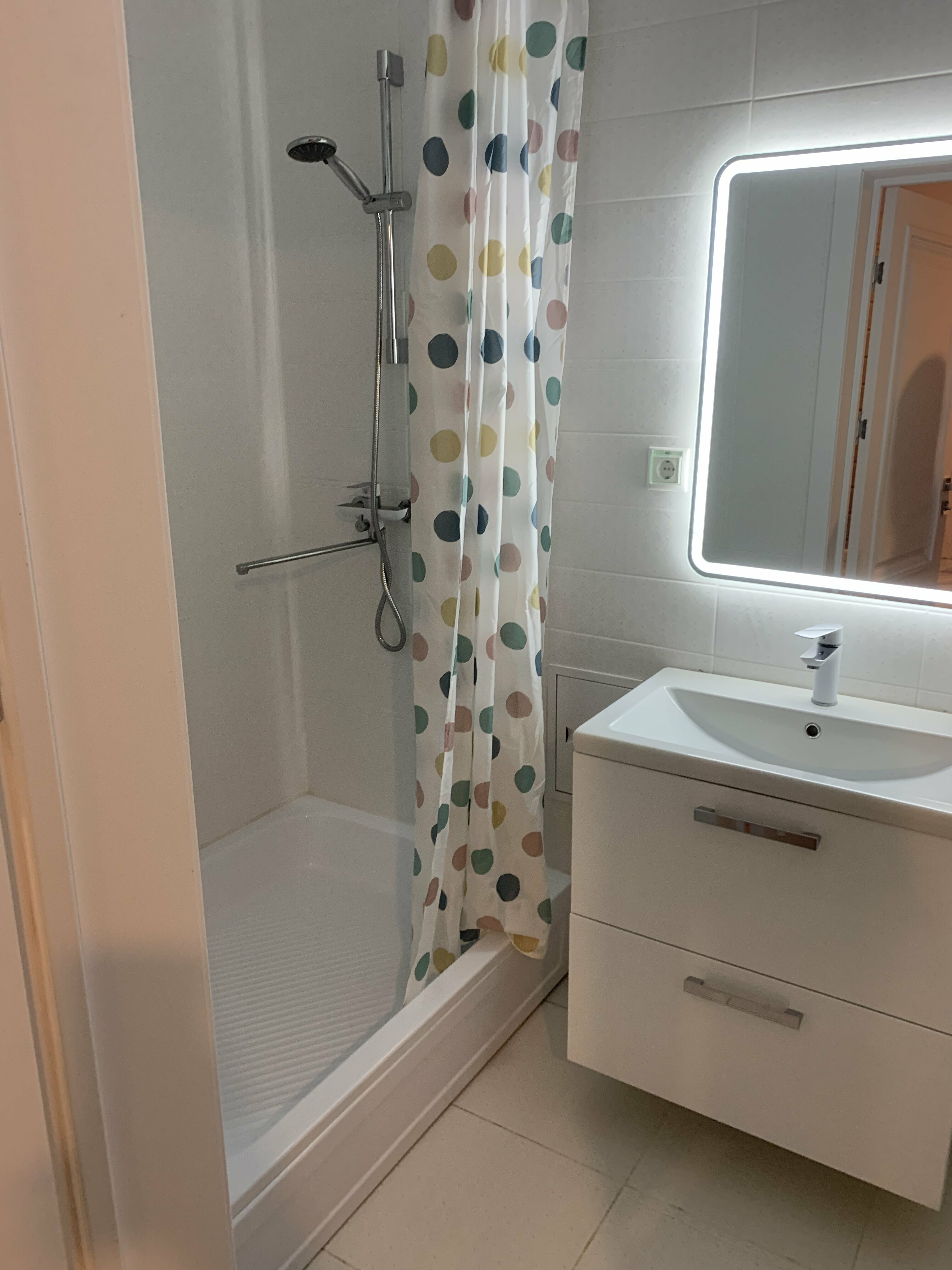 Фото Атмосфера