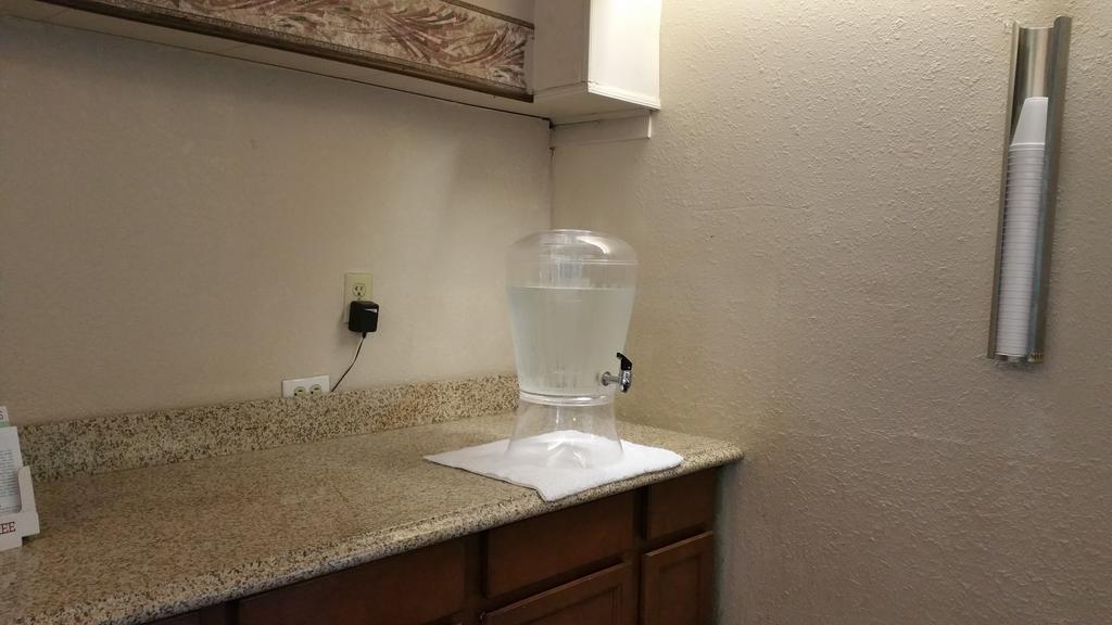 Фото Rodeway Inn