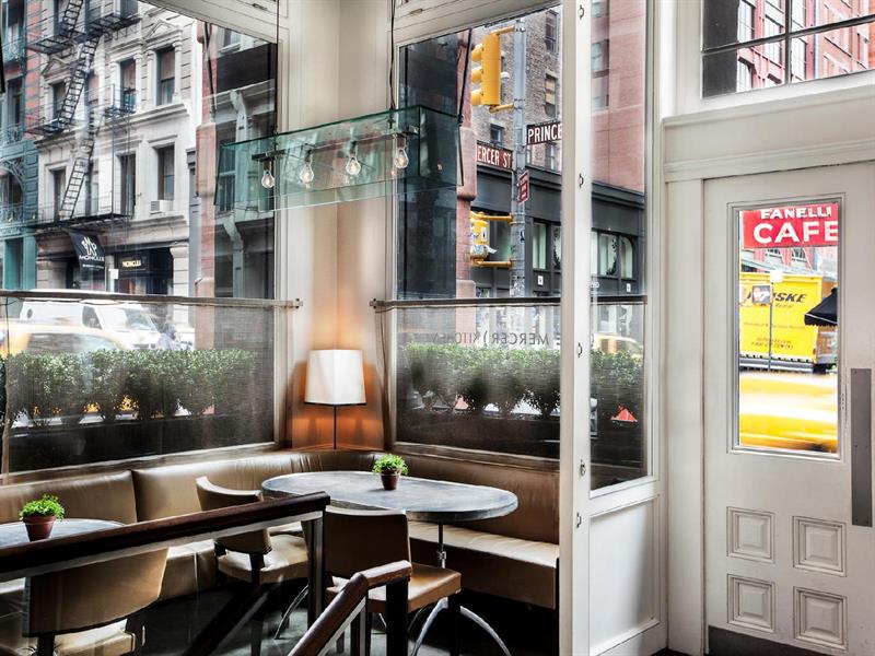 Фото The Mercer Hotel