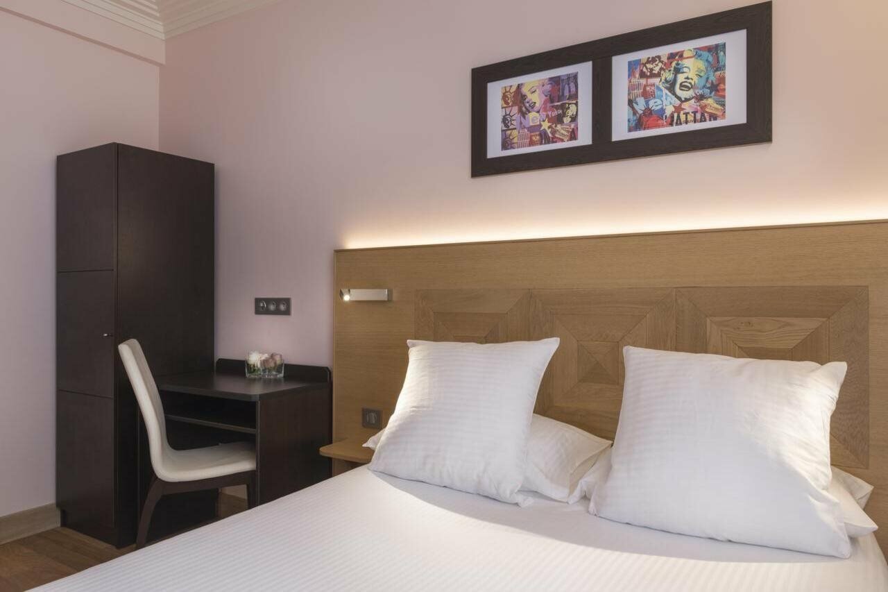 Фото Hotel Eiffel XV