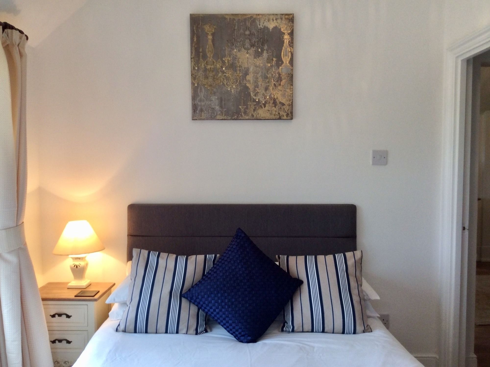 Фото Humphries Cross Apartments