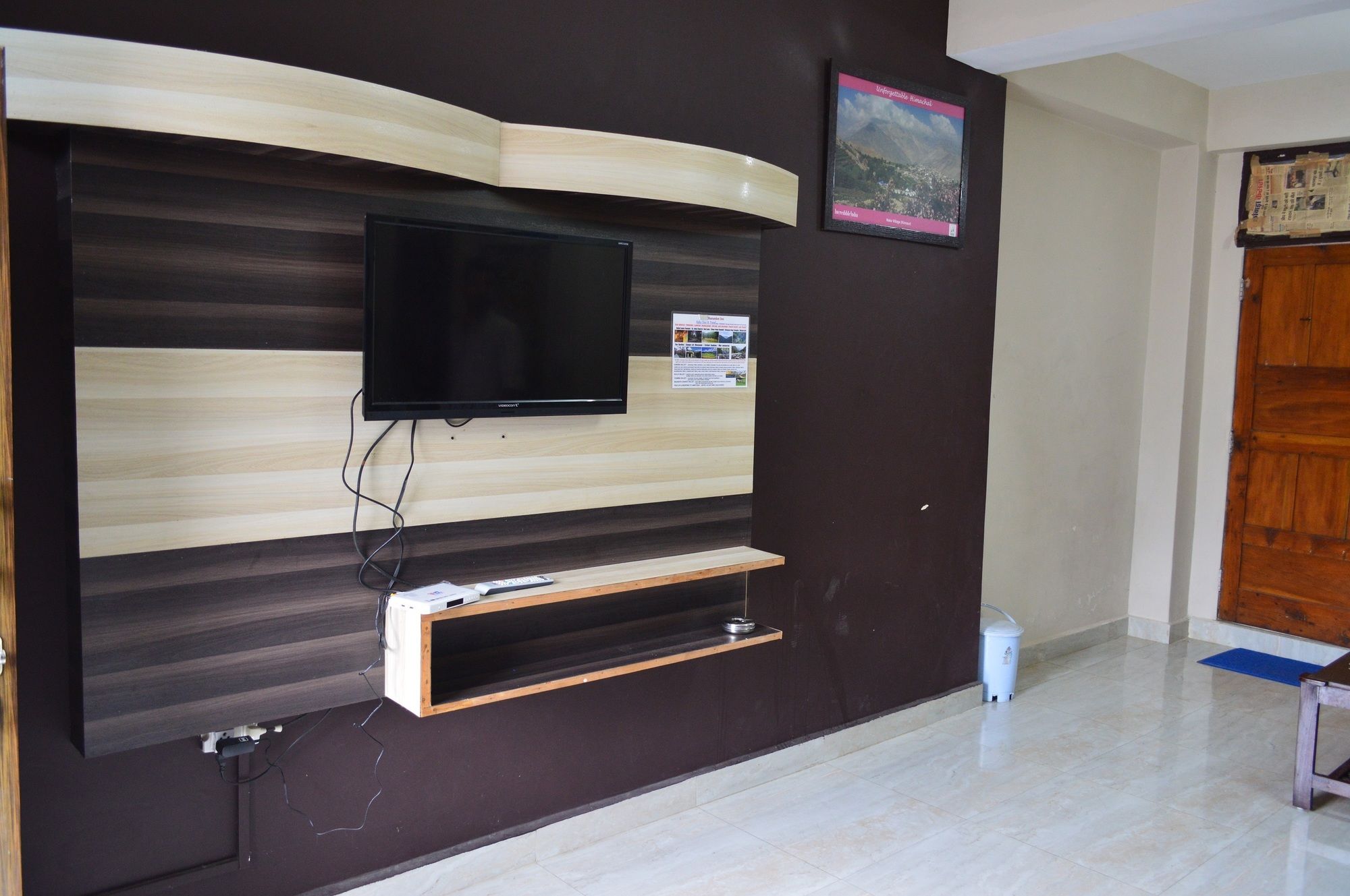 Фото Dharamkot Inn