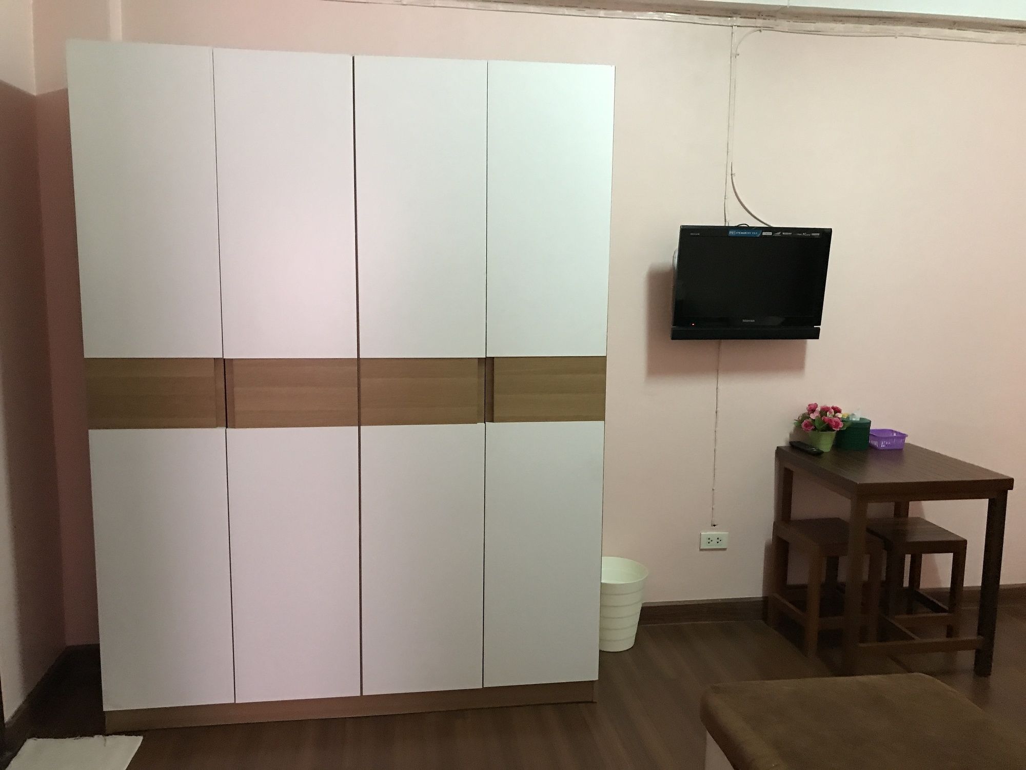 Фото Ponlaan Apartment