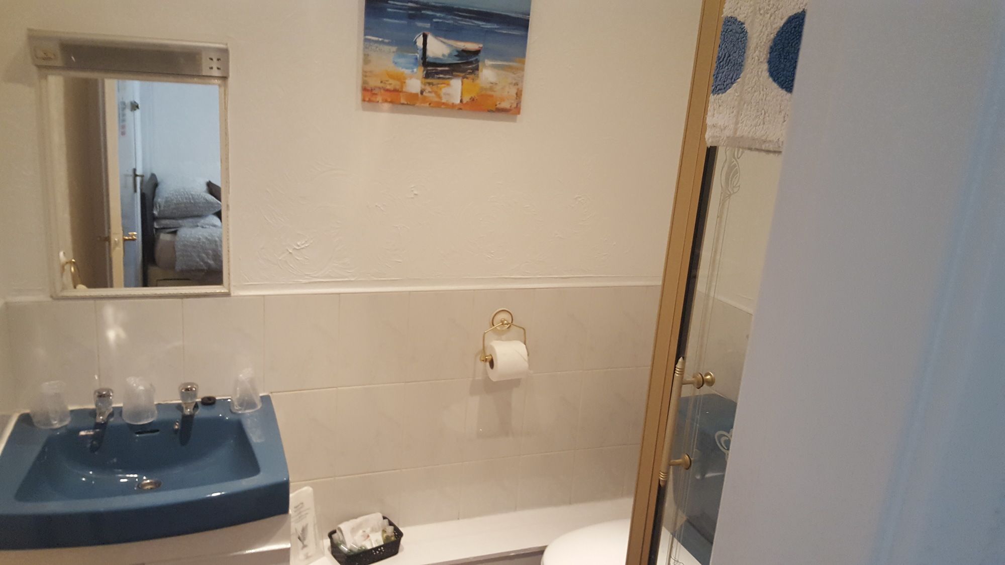 Фото Newholme Hotel