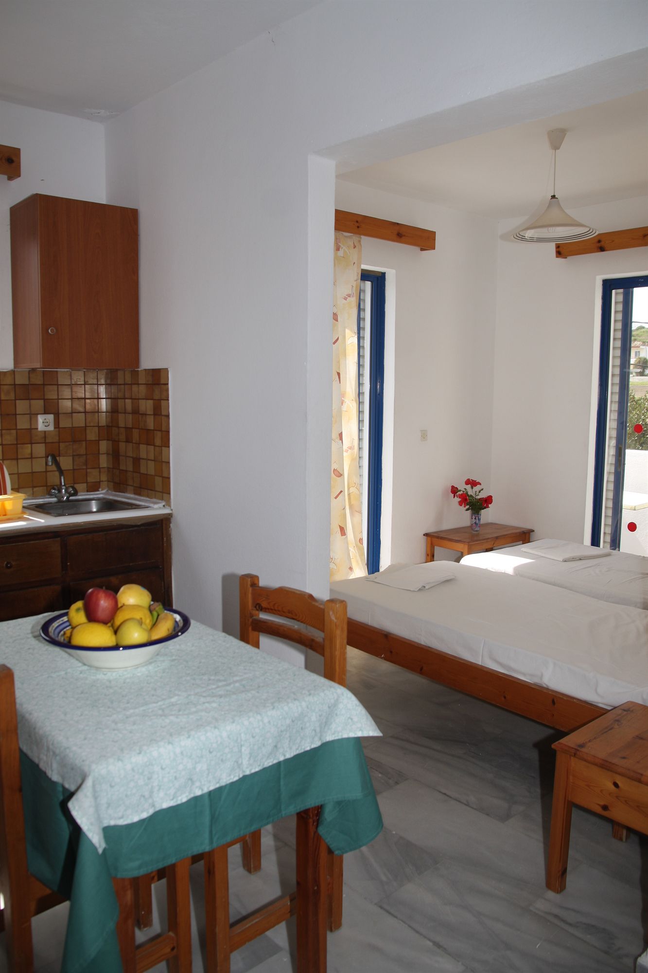 Фото Kaloxenia Apartments