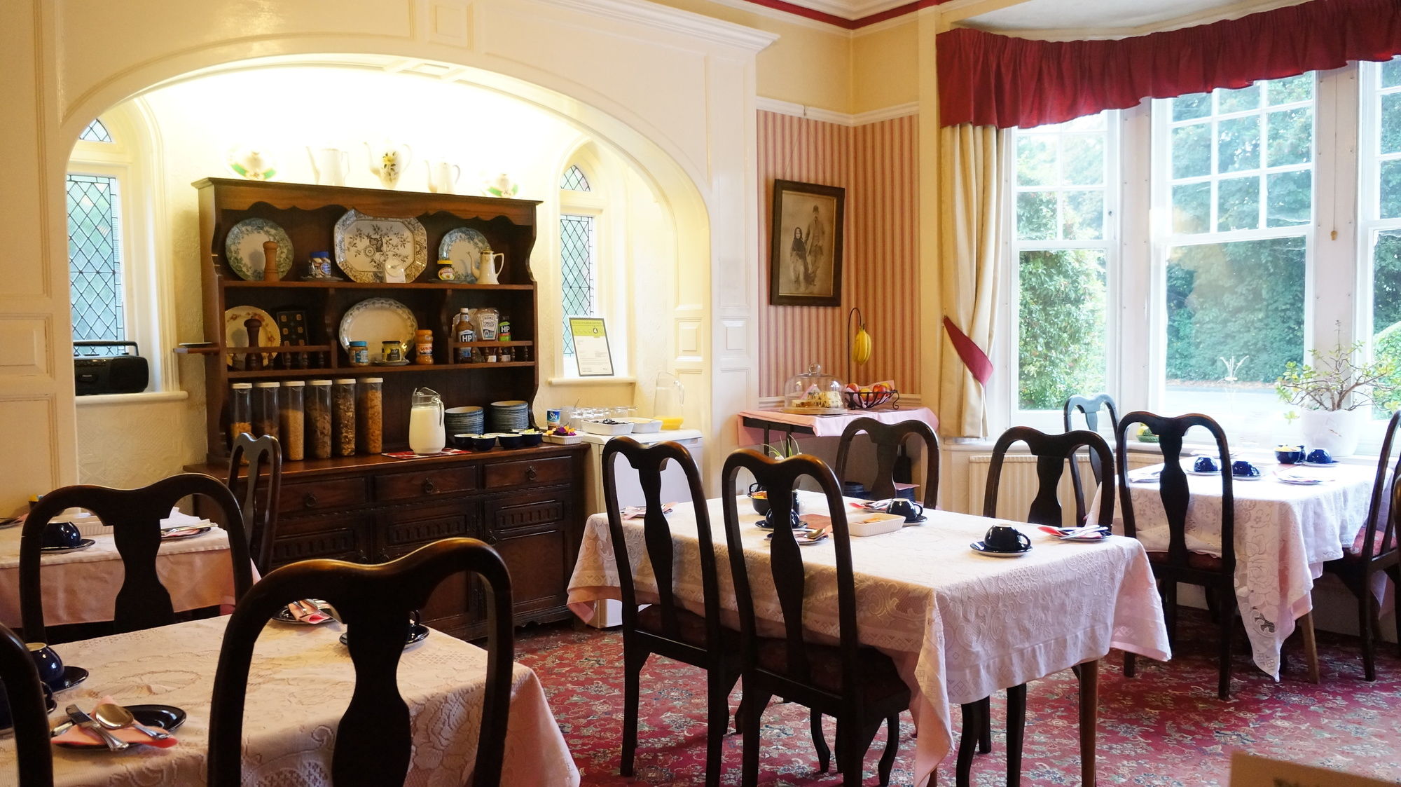 Фото The Lawn Guest House