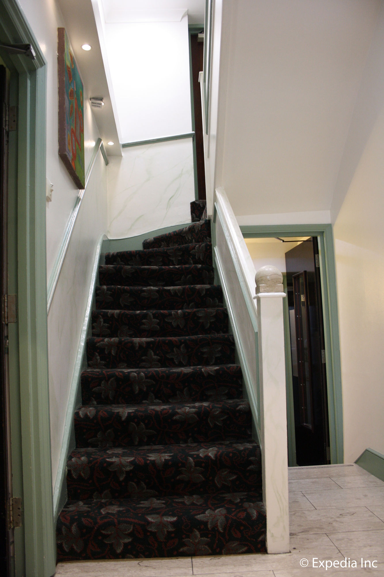 Фото Howard Winchester Hotel