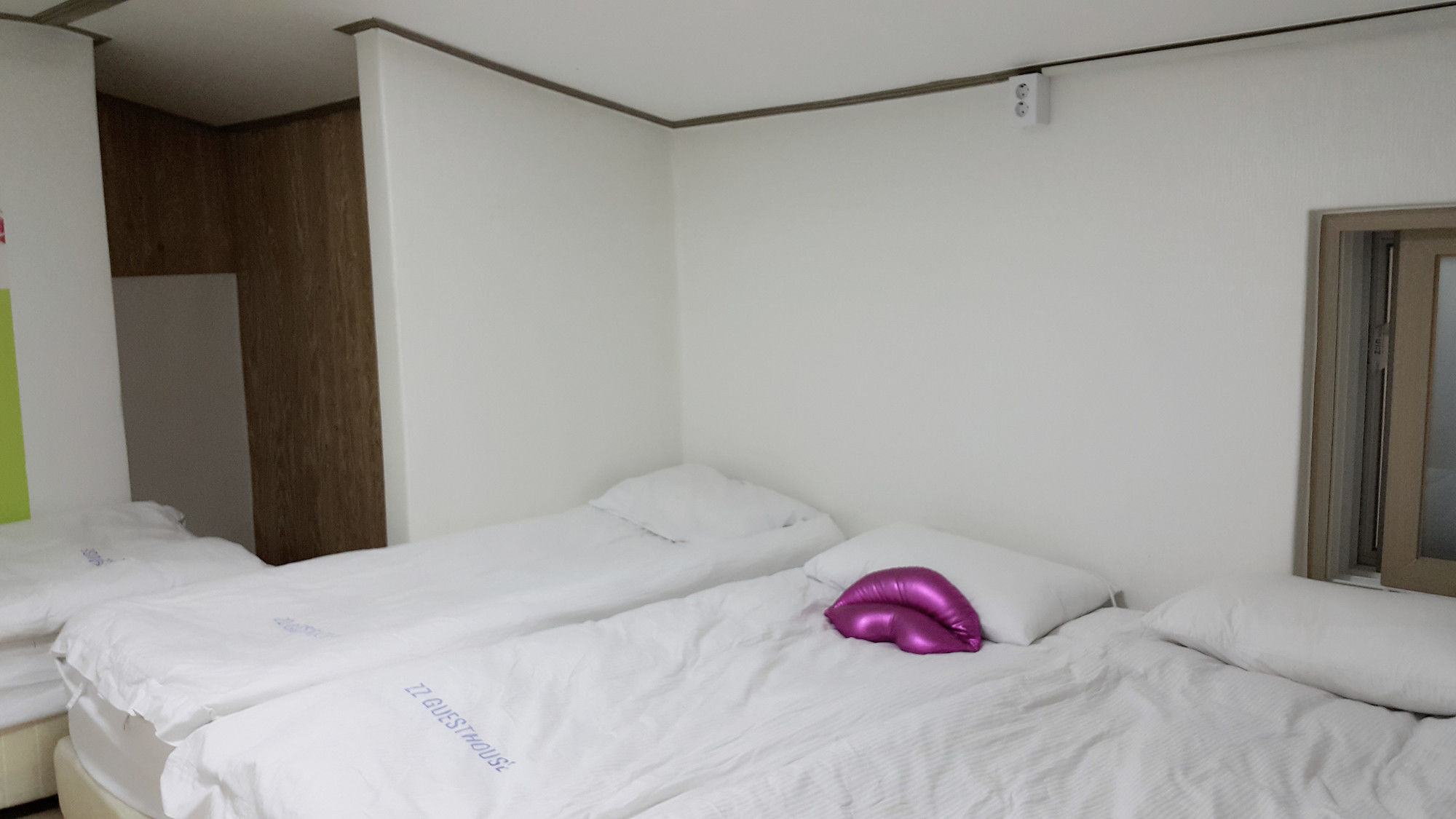 Фото Guest House Myeongdong