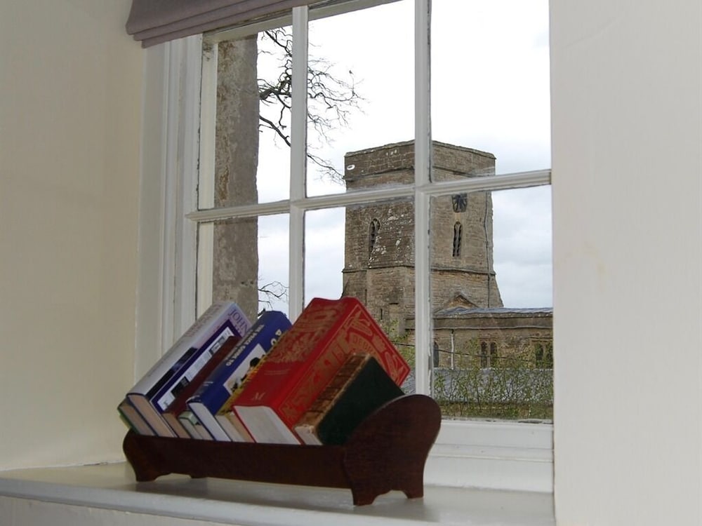 Фото Heyford House Bed & Breakfast