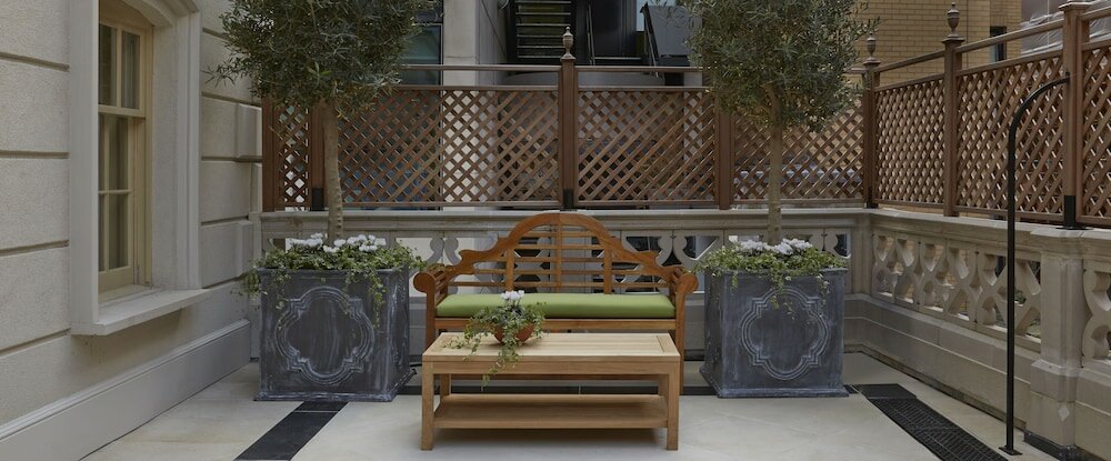 Фото Batty Langley's