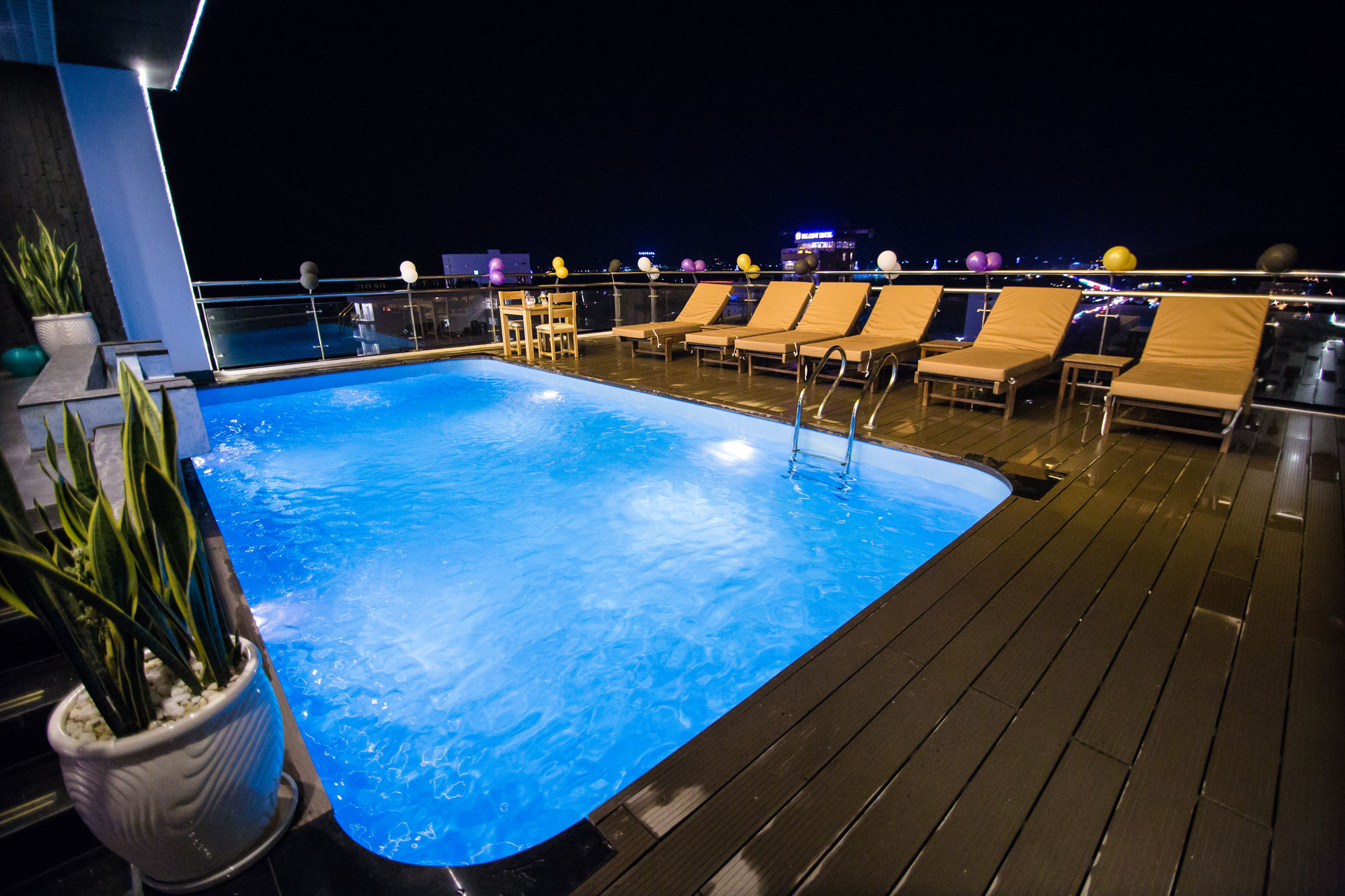 Фото An Vista Hotel