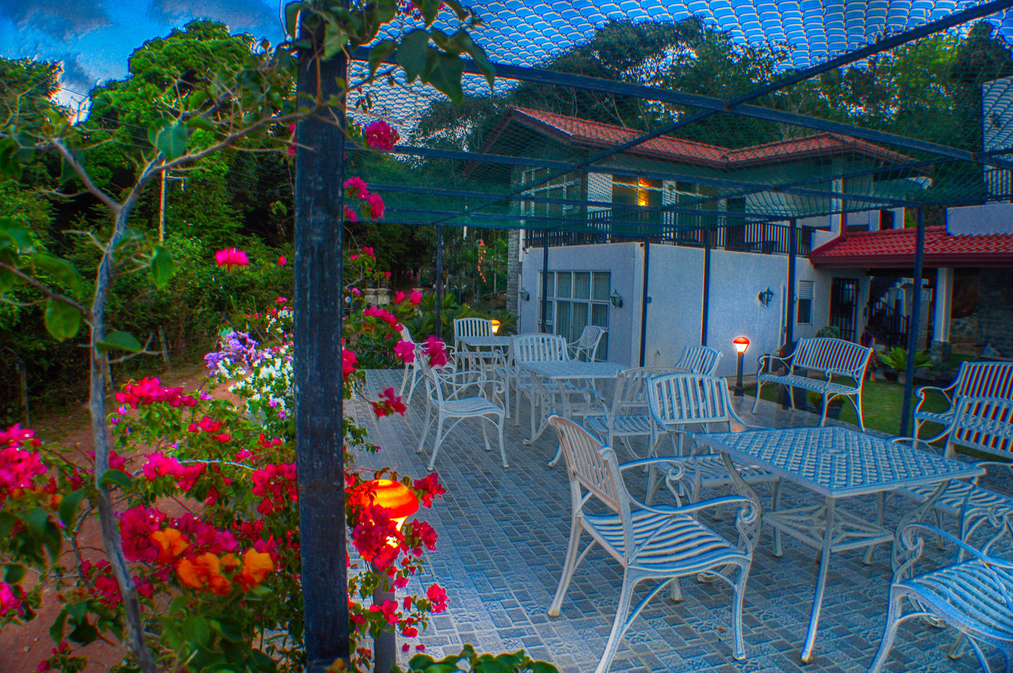 Фото Villa Baywatch Rumassala