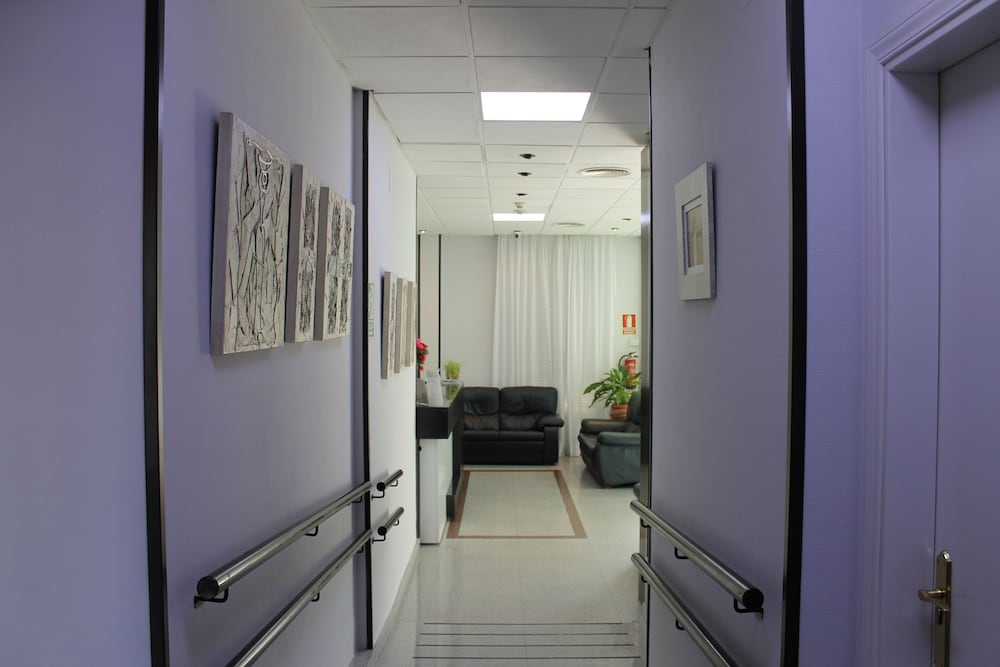 Фото Hotel Barajas Plaza