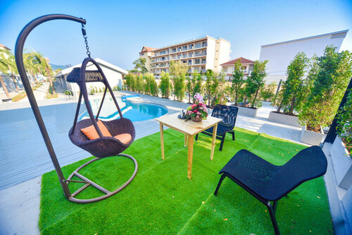 Внешний вид отеля 1715 House & Caff Resort Phuket в Равае, фото 3