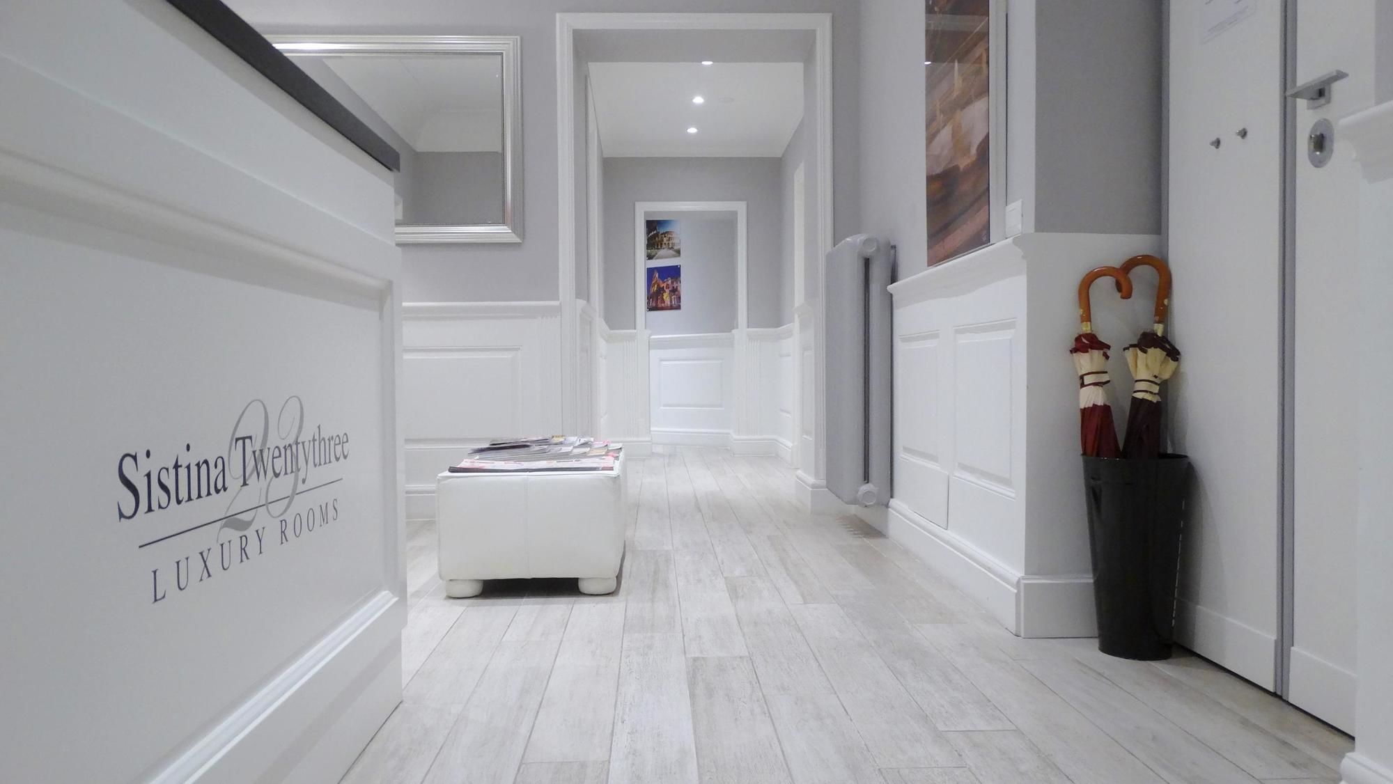 Фото Sistina Twentythree Luxury Rooms