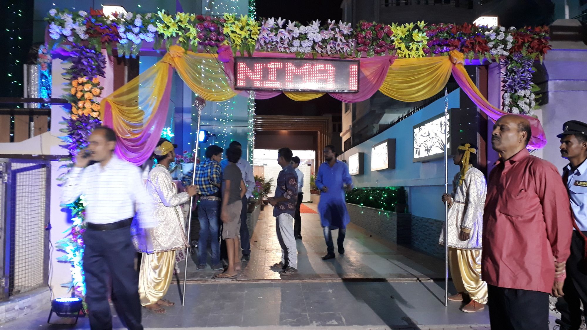 Фото Отель The Golden Sunrise