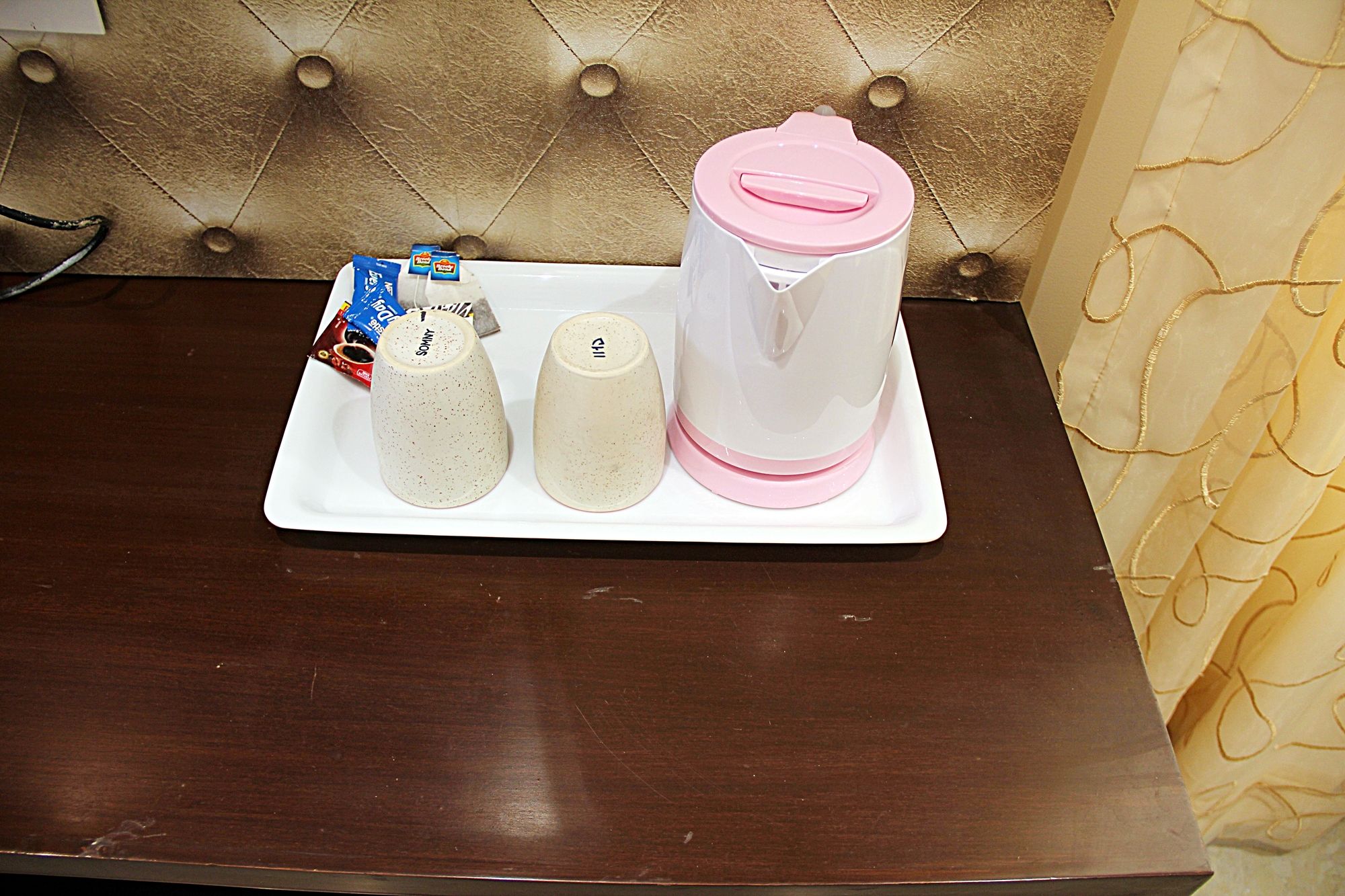 Фото Hotel Taj Heights