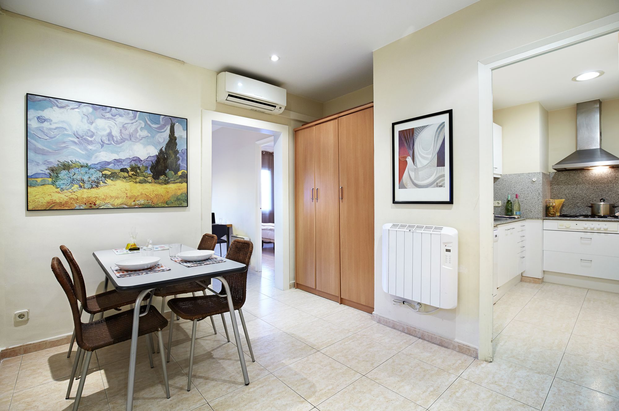 Фото AinB Diagonal Francesc Macia Apartments