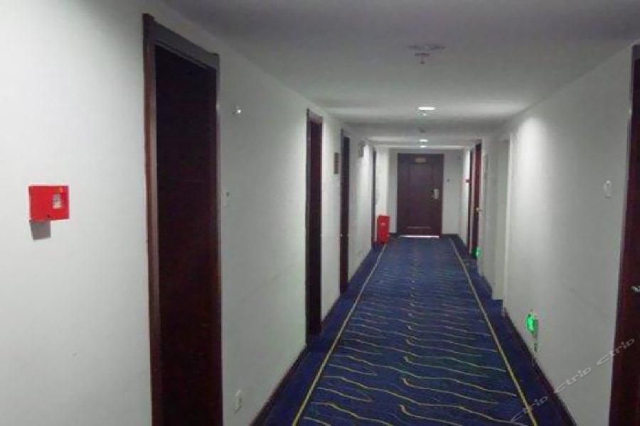 Фото RongJiang hotel