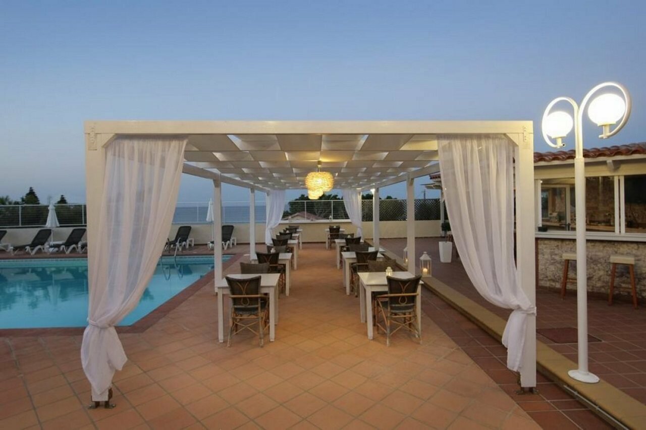 Фото Chrysland Hotel