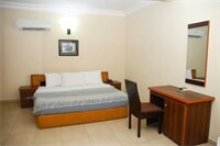 Фото Knightsbridge Hotel