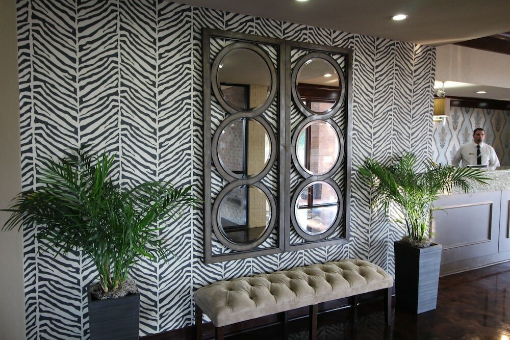 Фото Magnuson Grand Hotel & Conference Center Tyler