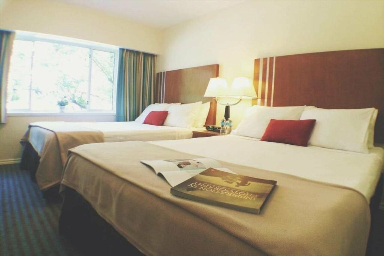 Фото The Greenbrier Hotel