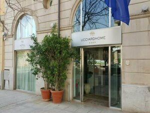 отель Ucciardhome Hotel