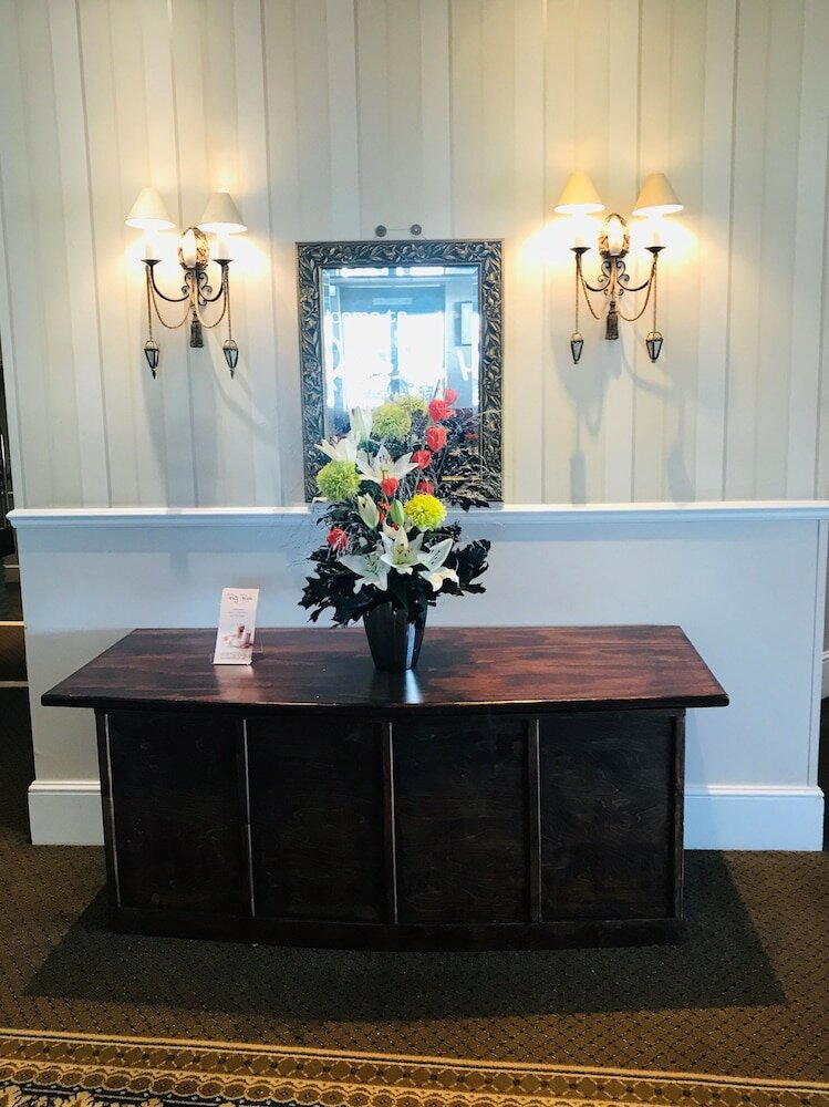 Фото Queens Hotel