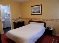 Фото Est Western Plus Le Havre Centre Gare