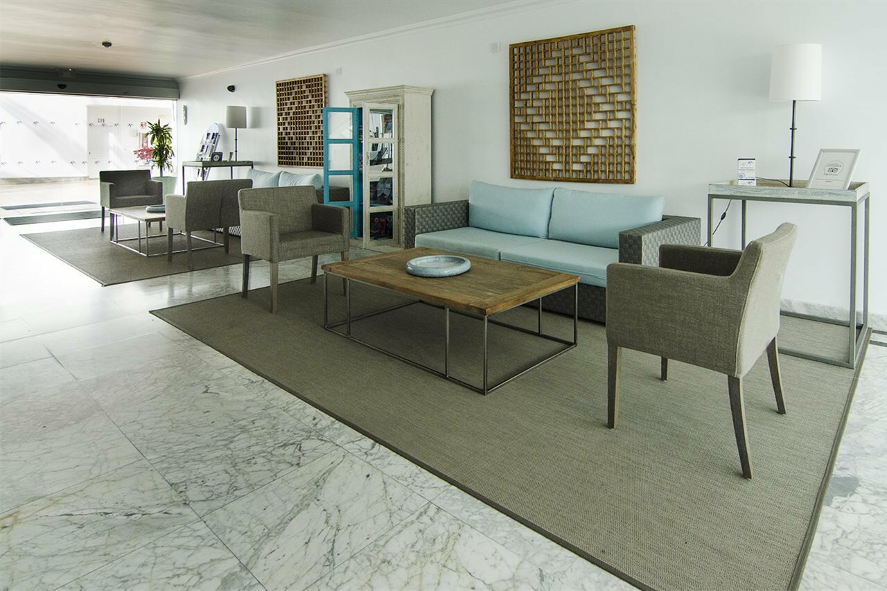 Фото Apartamentos Parque Tropical