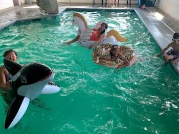 Фото Days Inn by Wyndham Ocean Shores