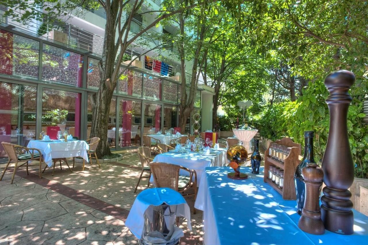 Фото Hotel Rivijera