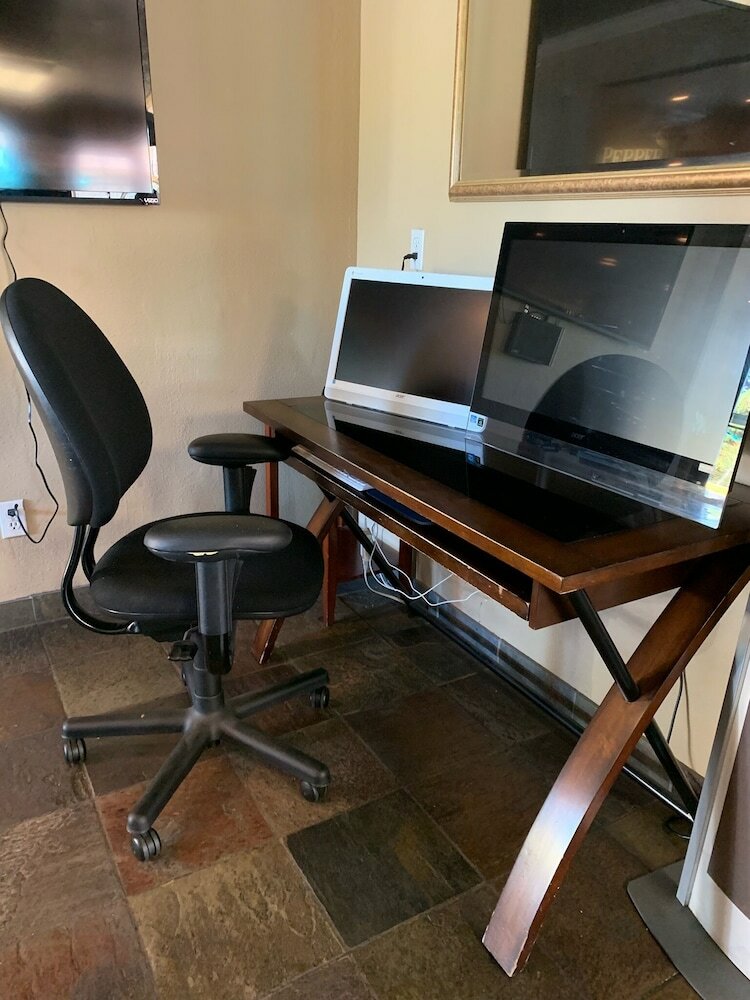 Фото PepperTree Inn