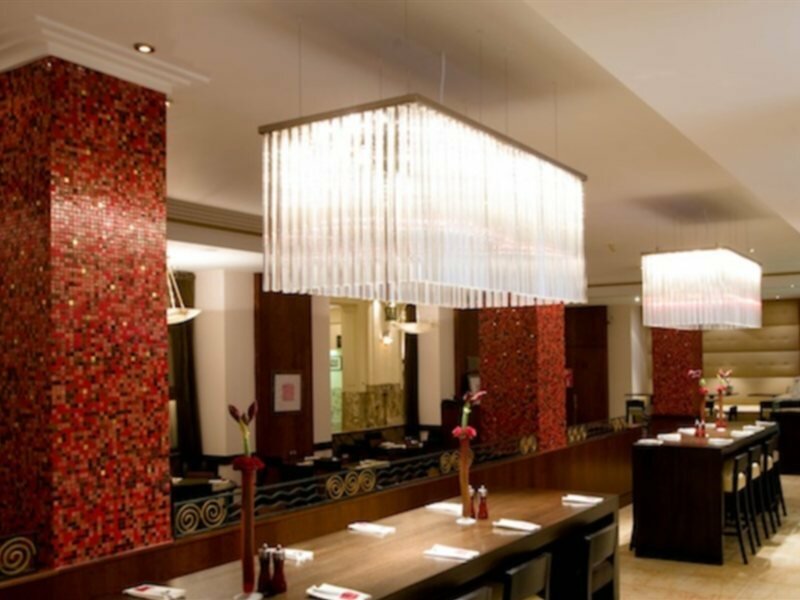 Фото DoubleTree by Hilton Brussels City