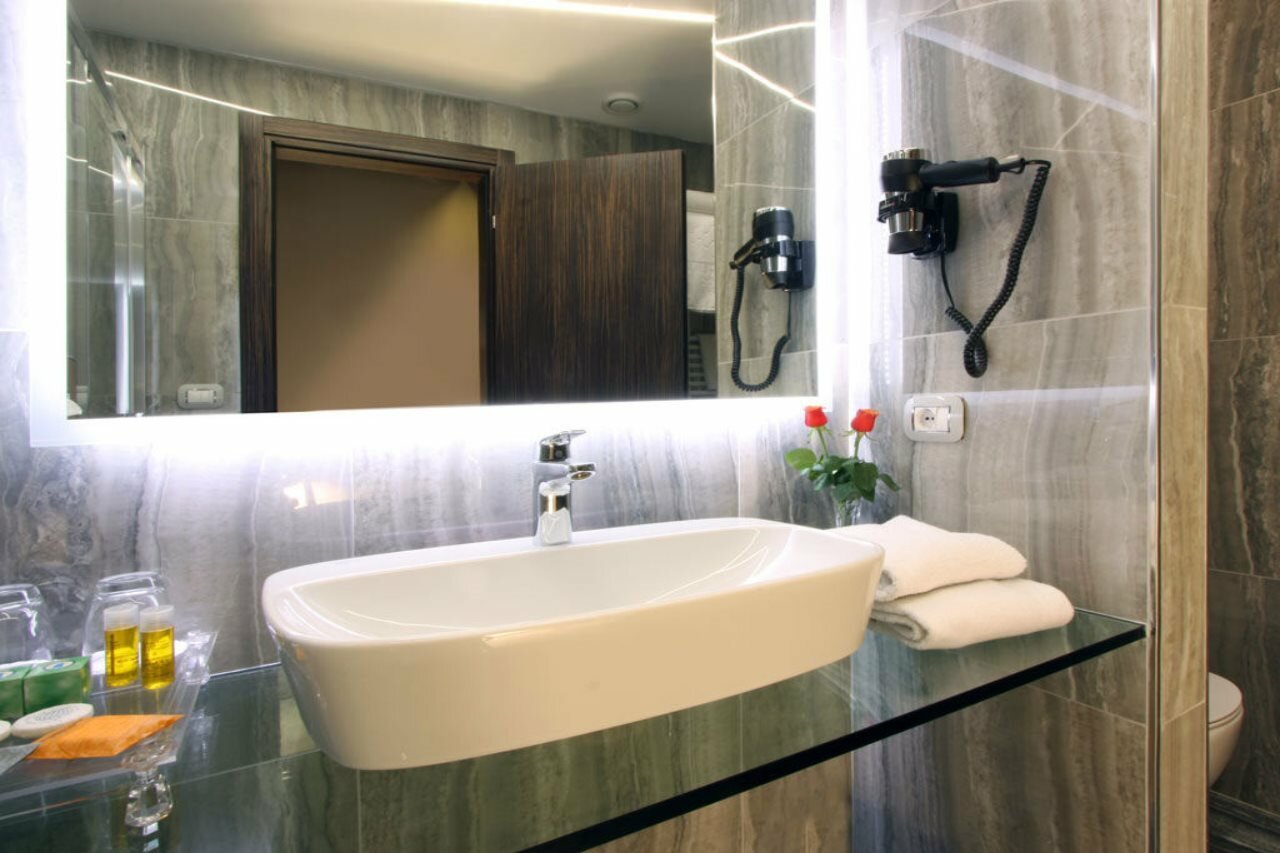 Фото The Hive Hotel