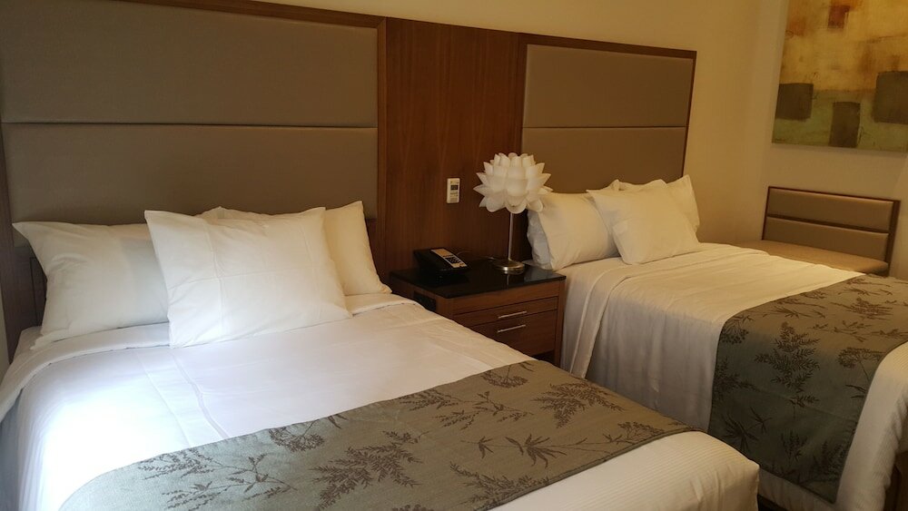 Фото Americana Inn