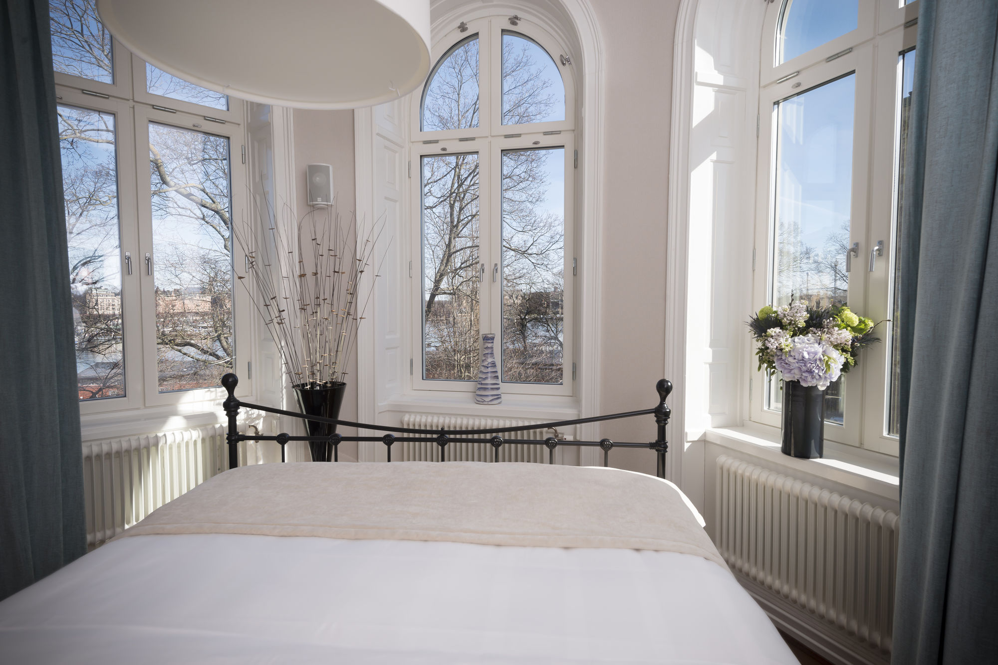 Фото Lydmar Hotel