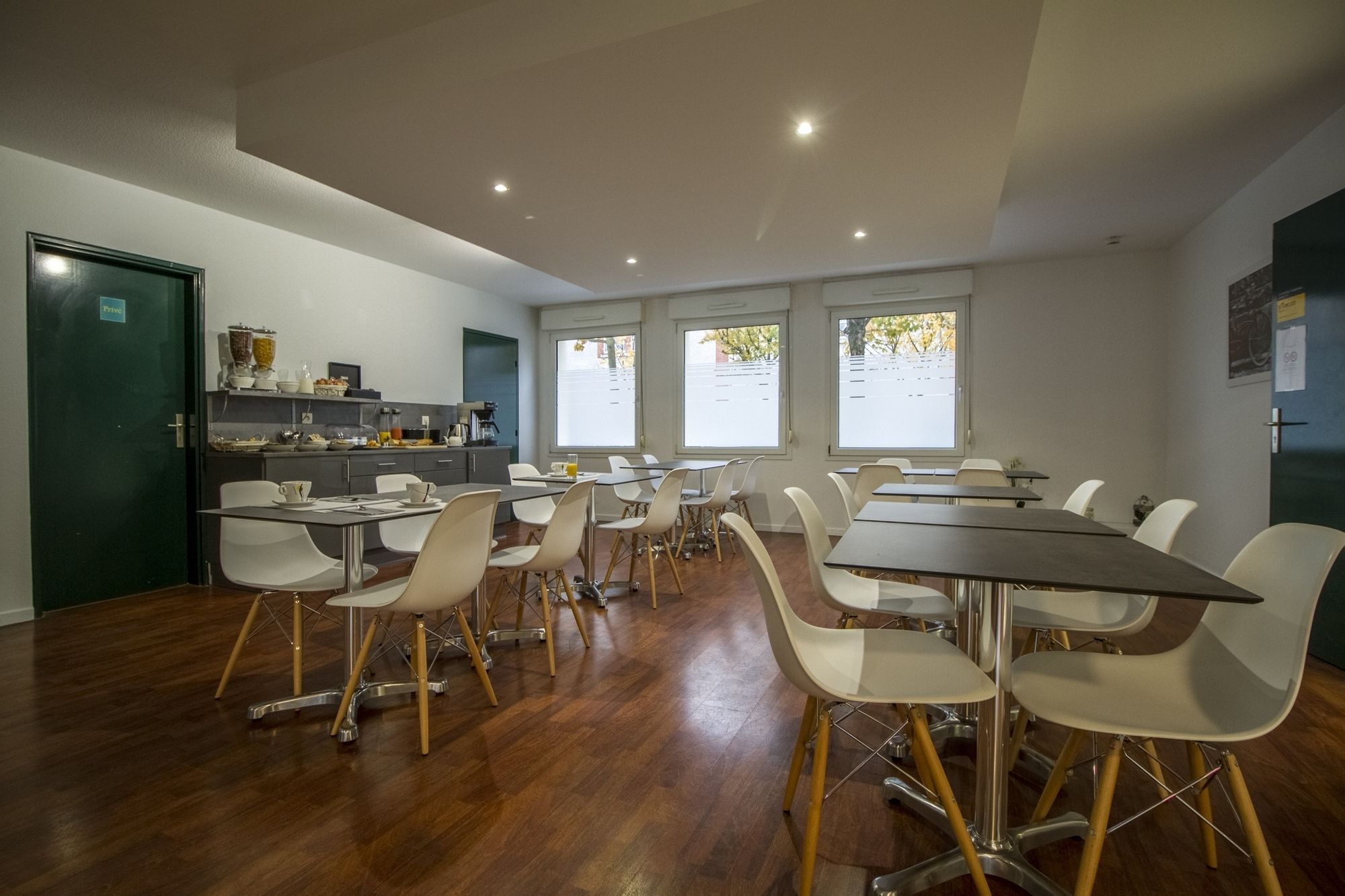 Фото Kosy Appart’Hôtels Le Champ de Mars