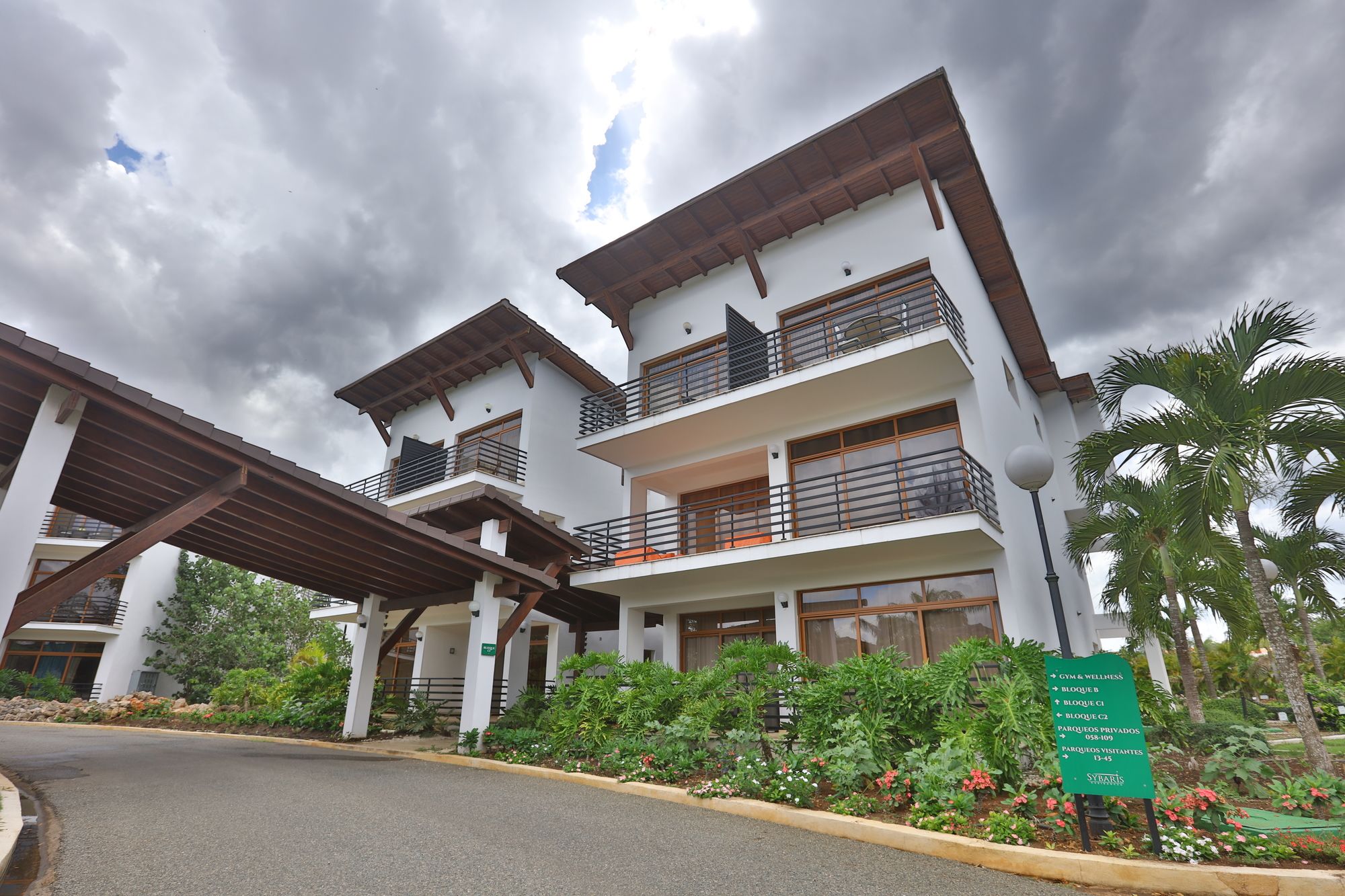 Фото Sybaris Residences