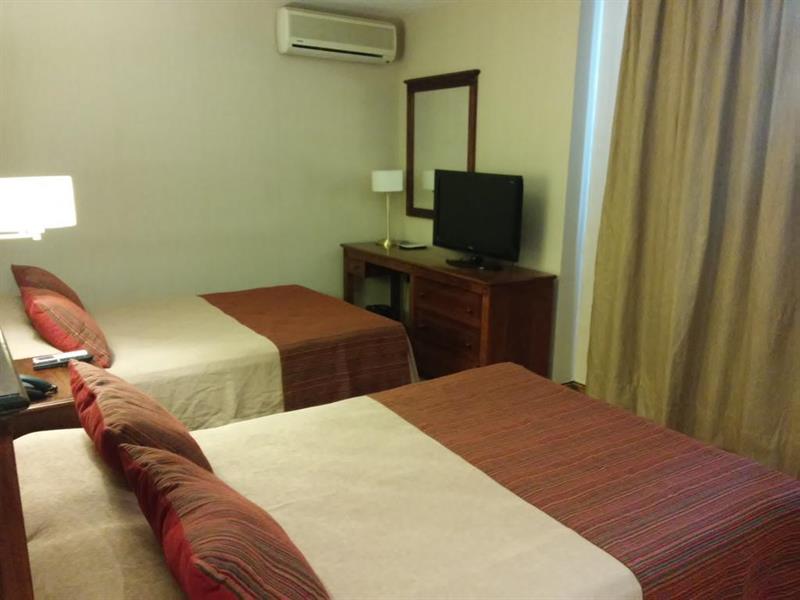 Фото Howard Johnson by Wyndham San Pedro